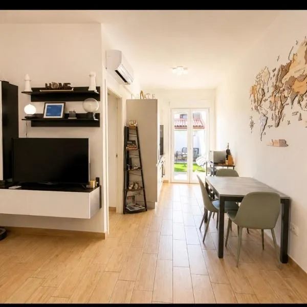 Incanto patio house, hotel u gradu Sestu