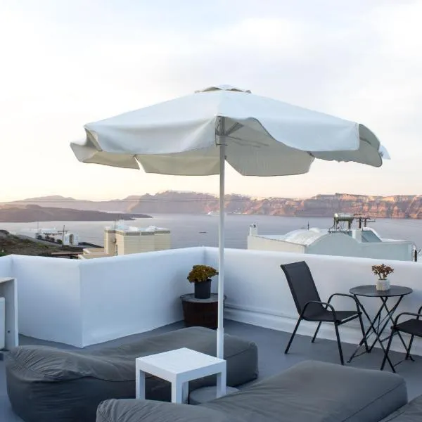 Villa Solasta #2 with jacuzzi in Santorini, hotel in Akrotiri