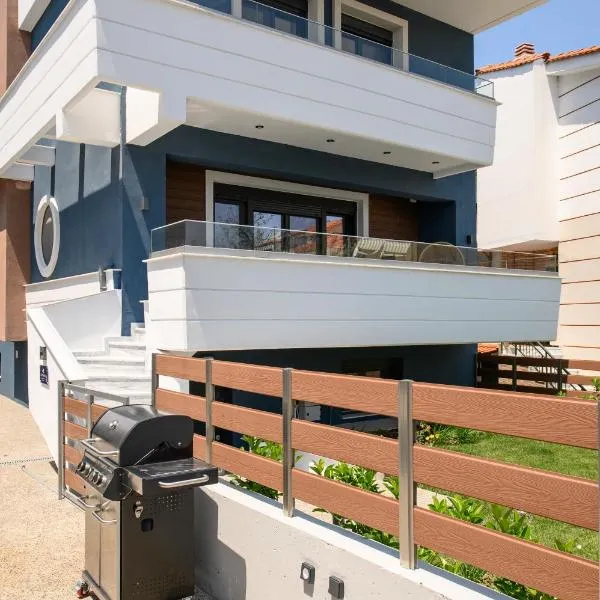 Azur Mare Luxury Villas, Hotel in Néoi Epivátai