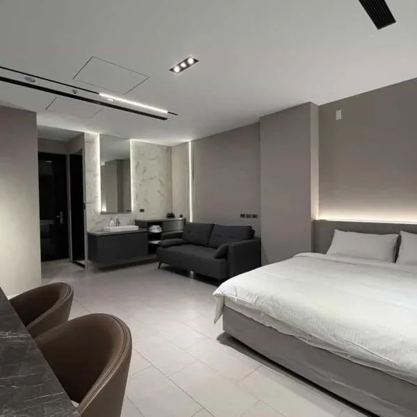 House Apartment, hotel in Magong