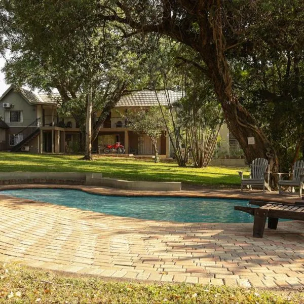 Kruger Foothills Lodge - Near Kruger National Park, hotel in Hoedspruit