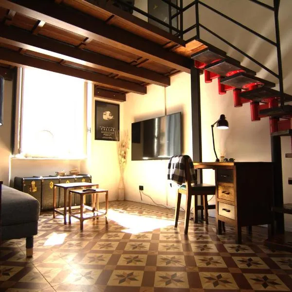 lovely vintage apartment climatizzato inalpi, hotel Torinóban