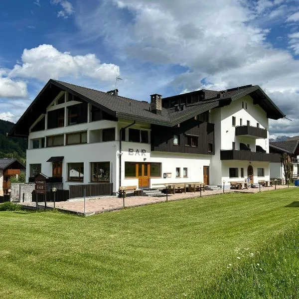Hotel D'La Varda, hotel u gradu Padola