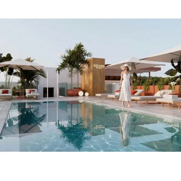 Aduana Suites, hotel em Salou