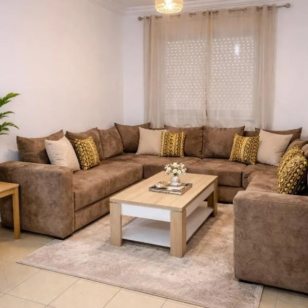 Bright & Cozy Apartment Near CHU & Beach Access, hotel in Tangier