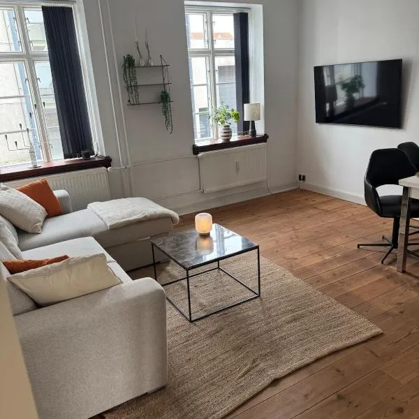 Charming apartment in the heart of Fredericia, hotel em Fredericia