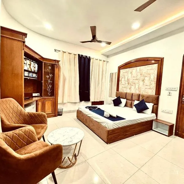 Hotel Royal Corner - 500 Meters Near Golden Temple, hótel í Amritsar