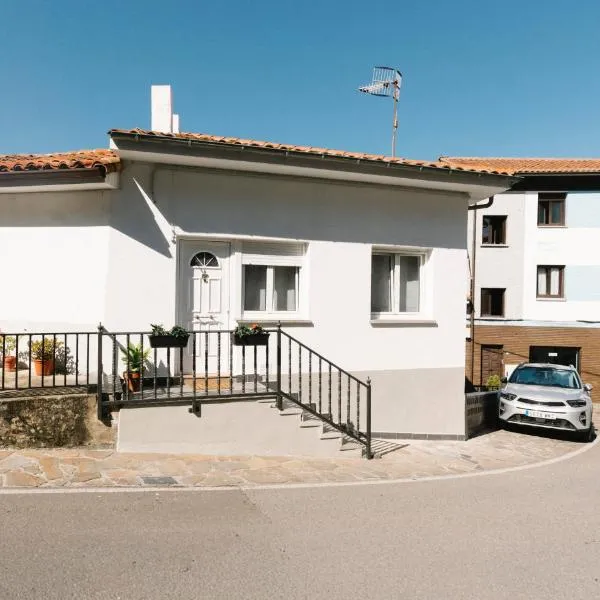 Casa Güelita, hotel Lastresben