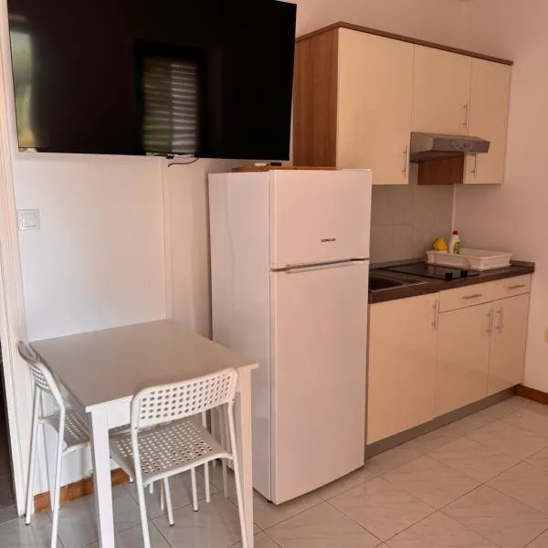 Apartman Morska Priča, hotel di Rab