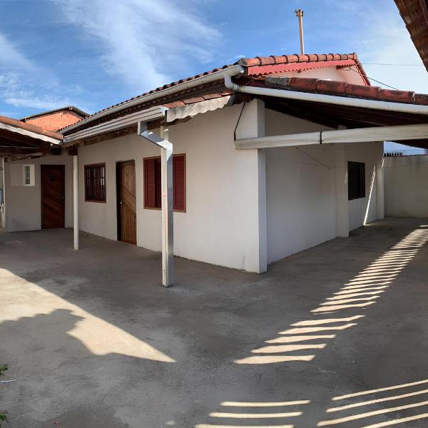 Casa temporada Ilha Comprida 350m da praia
