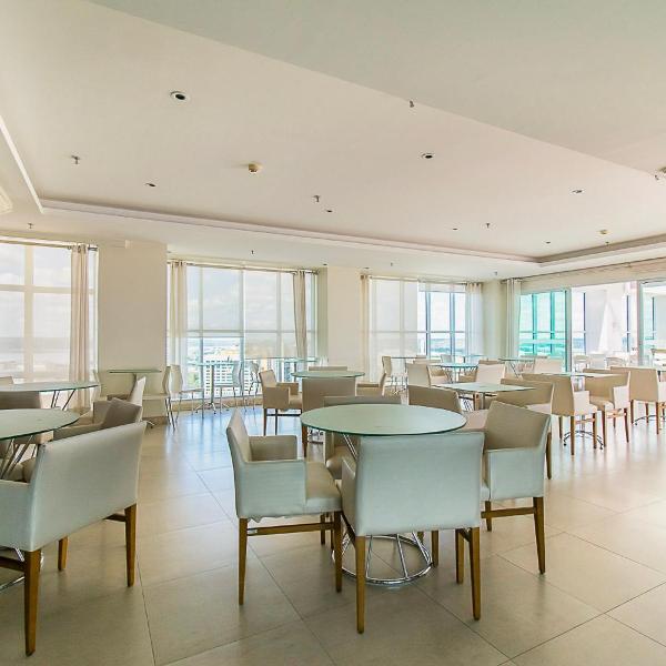 Flat Saint Moritz, Espaçoso, Região Central de Brasília, Vista para Esplanada - Foto 4