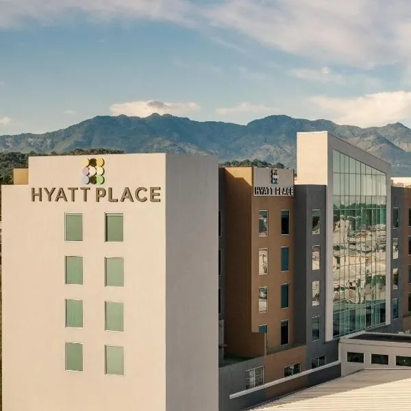 Hyatt Place San Jose Pinares, hotell i San José