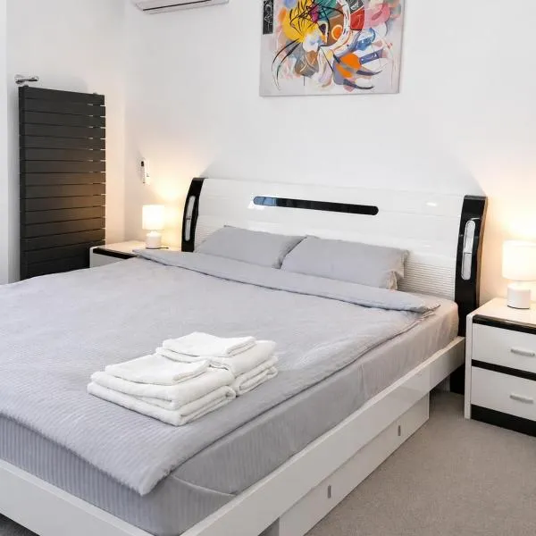 Apartment with river view in the Riviera, מלון בניקולייב