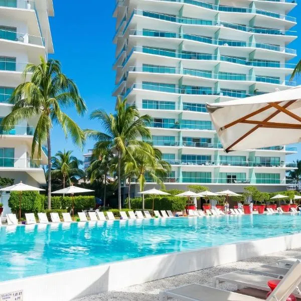ICON Oceanview Retreat by Monyxbnb, hotel en Puerto Vallarta