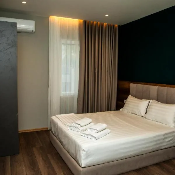 HOTEL CENTERPOINT Tirana, hotel v destinaci Tirana