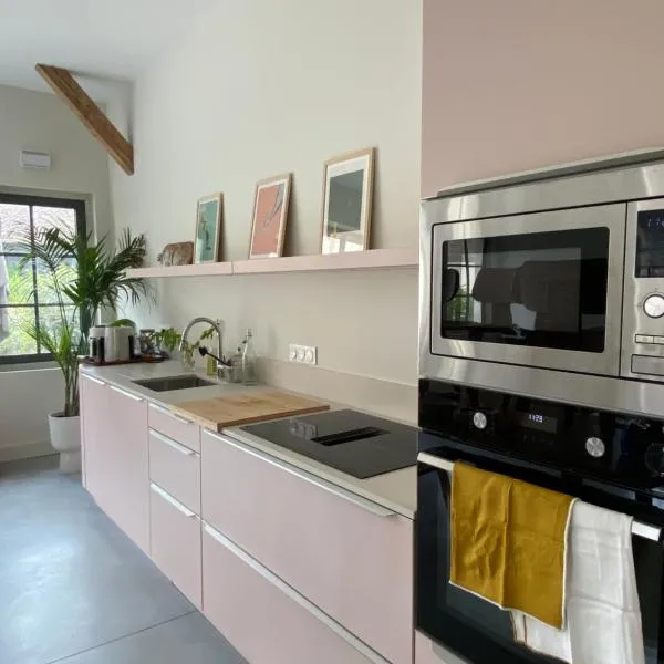 Loft au château, hotel u gradu Tonon-le-Ben