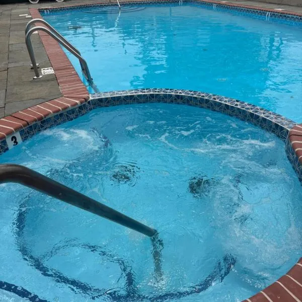 Glenwood Inn - Stroudsburg, Hotel in Delaware Water Gap