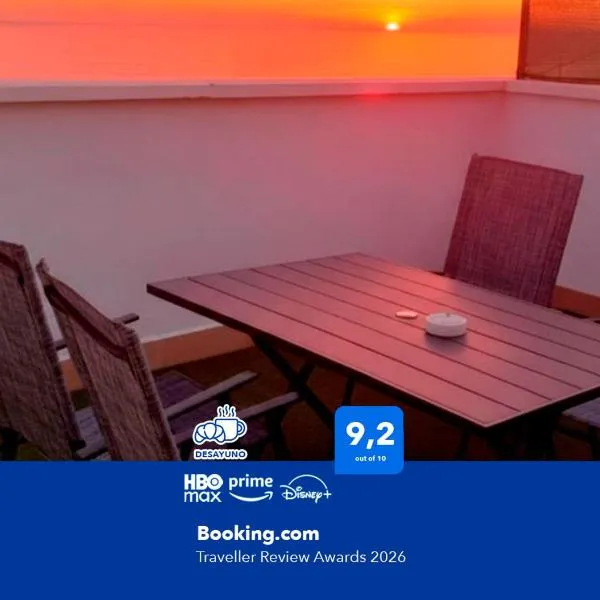Apartalux San Pedro Ático de Luna, hotel in San Pedro del Pinatar