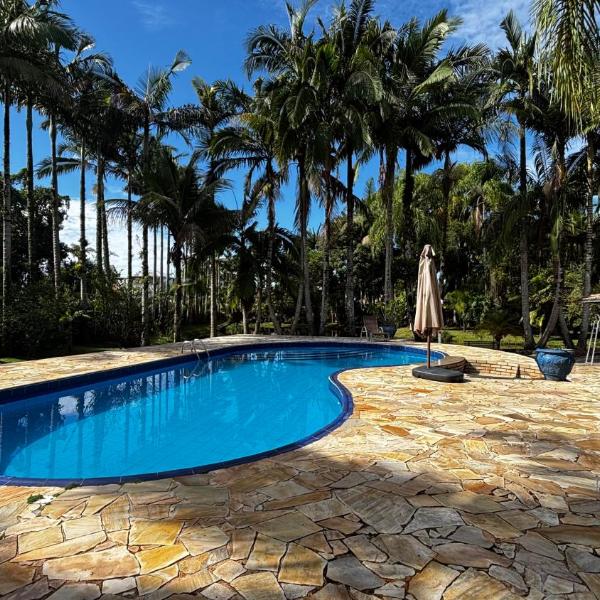 Casa Luxo Piscina com Bar, 2 Lagoas e 50m da Praia