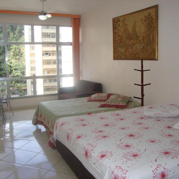 Studio Copacabana com Garagem a 3 Min da Praia para até 4 Pessoas - Foto 2