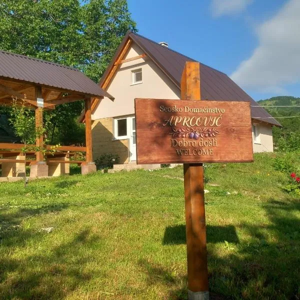 Seosko domaćinstvo Aprcović, hotel in Plužine