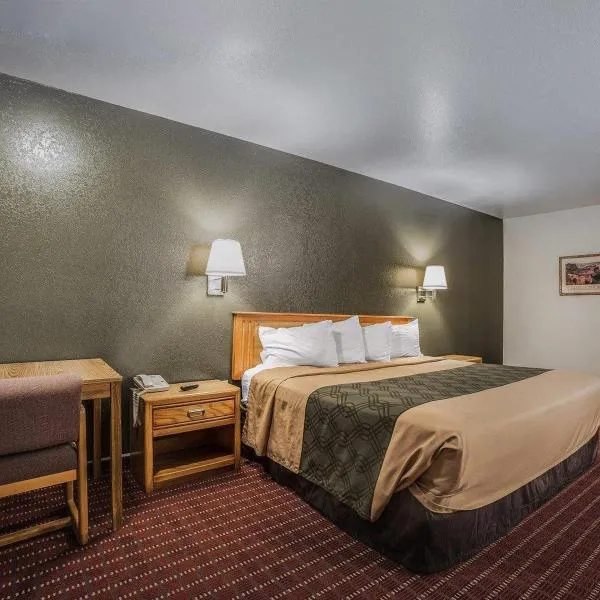 Rodeway Inn Hurricane - Zion National Park Area，哈里肯的飯店