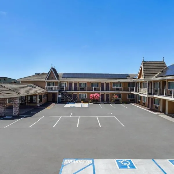 Ramada Bayside Inn & Suites Eureka，尤里卡的飯店
