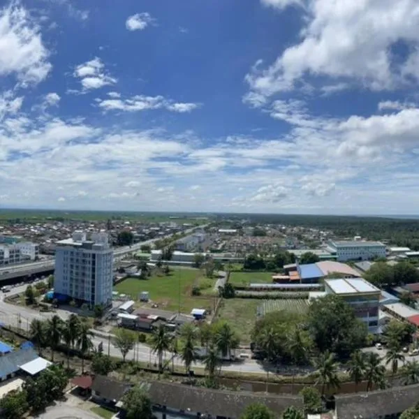 Sekinchan Luxury Sea and Paddy View Penthouse Panoramic Views Swimming Pool 21 Pax – hotel w mieście Sekinchan