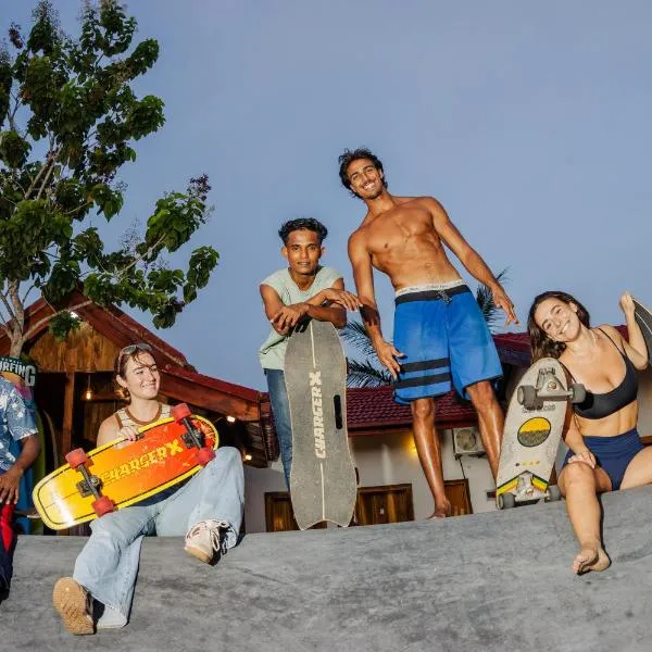 Hangten's Surf Skate Hostel, khách sạn ở Vịnh Arugam