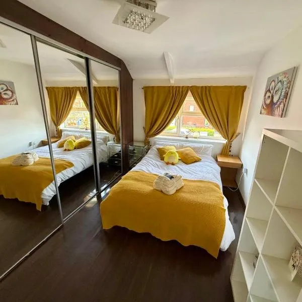 Erikson Family Retreat, Hotel in Churwell