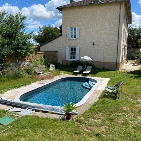 Viesnīca Le Clos 1003 pilsētā Saint-Didier-sur-Chalaronne