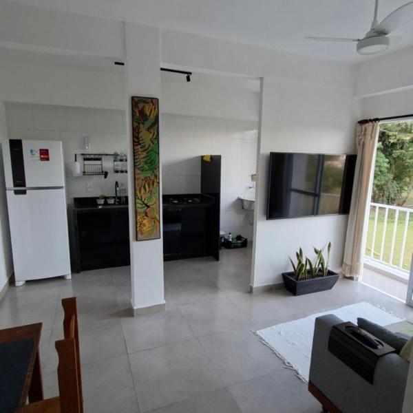 Apartamento aconchegante de 2 quartos com vista verde em Paraty