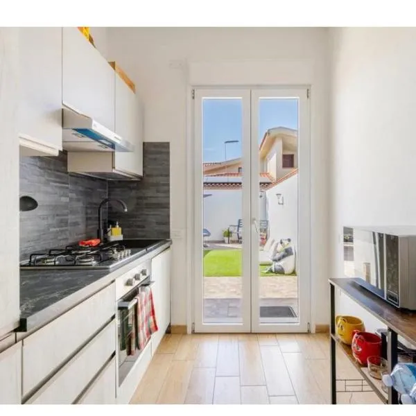 Incanto patio house, Hotel in Sestu