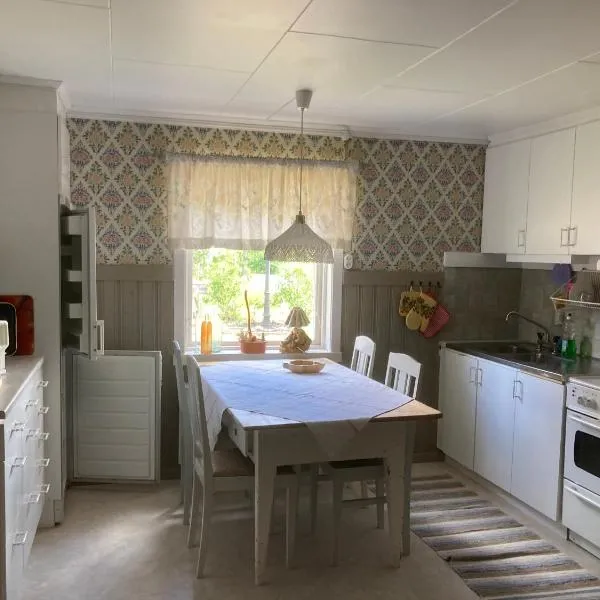 Liten lägenhet i Öje, hotel a Öje
