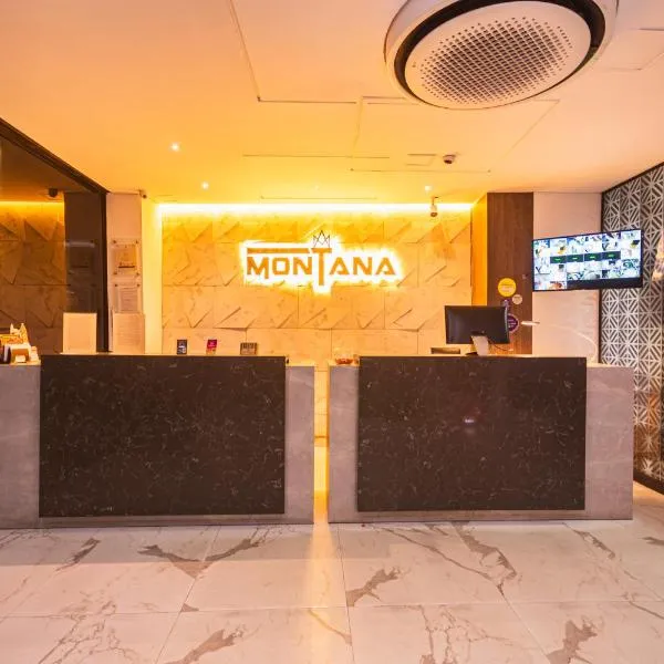 HOTEL MONTANA, hotel din Bello