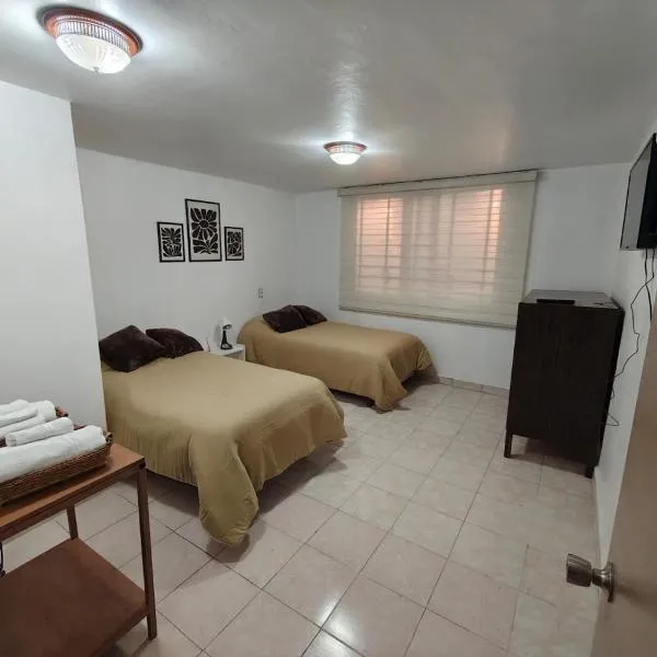CASA VISTA Aeropuerto -HABITACION DOBLE AVA, hotell Mehhikos