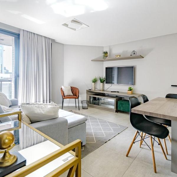 Apartamento com Varanda e Ar no Centro de Blumenau