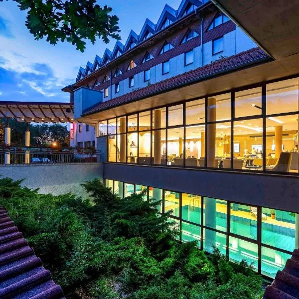 Mercure Jelenia Góra โรงแรมในเยเลเนียกูรา