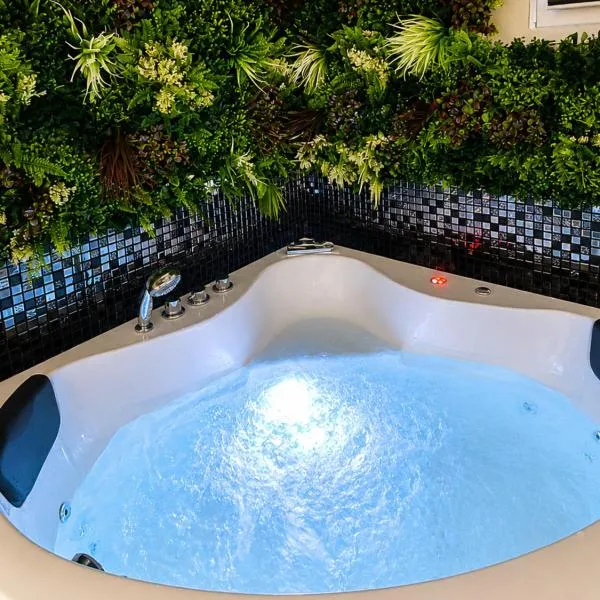 ღ Le Passage Secret - Balnéo Privée - Escapade à 2 ღ, hotel din Saint-Quentin