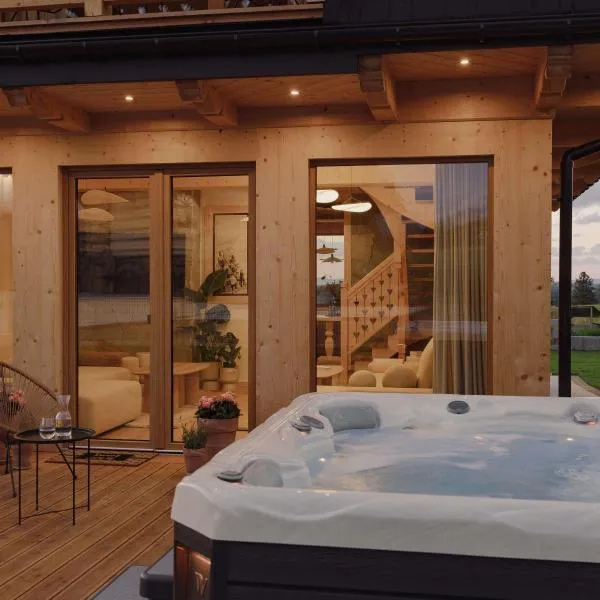 Lovelia Luxury Chalet & Jacuzzi, хотел в Закопане