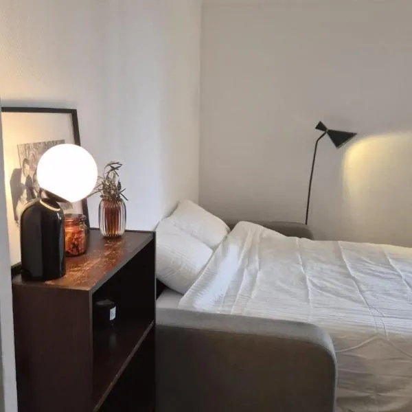 Studio calme & lumineux proche Paris et La Défense, hotel a Courbevoie