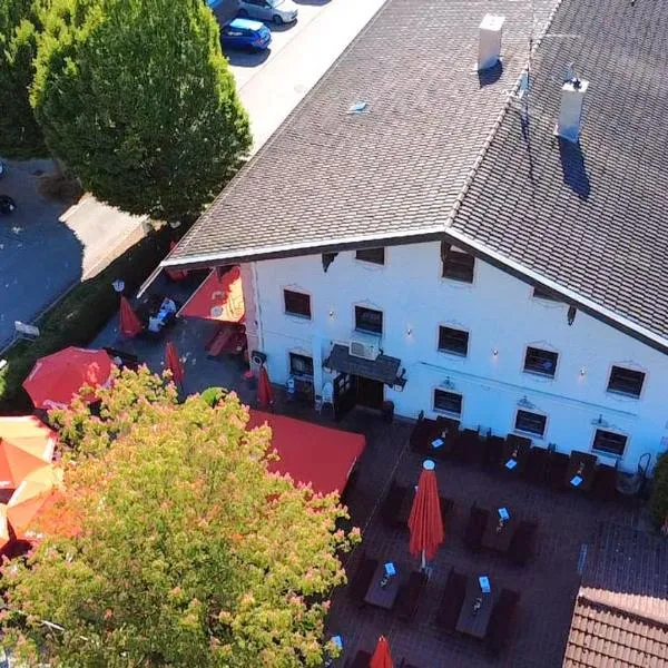 Gasthaus zur Post, hotel in Breitbrunn am Chiemsee