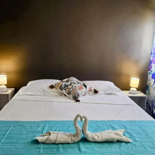Les 2 Cocotiers - Maison d'hôtes d'Eugénie, hotel v mestu Sainte-Luce