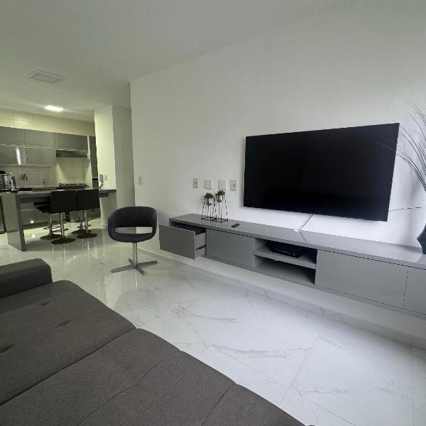 Maceió: Apartamento Moderno e Praia | 4 Hospedes