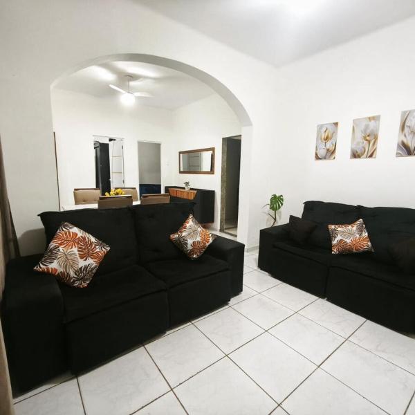 Casa completa próximo ao metrô, com churrasqueira e garagem