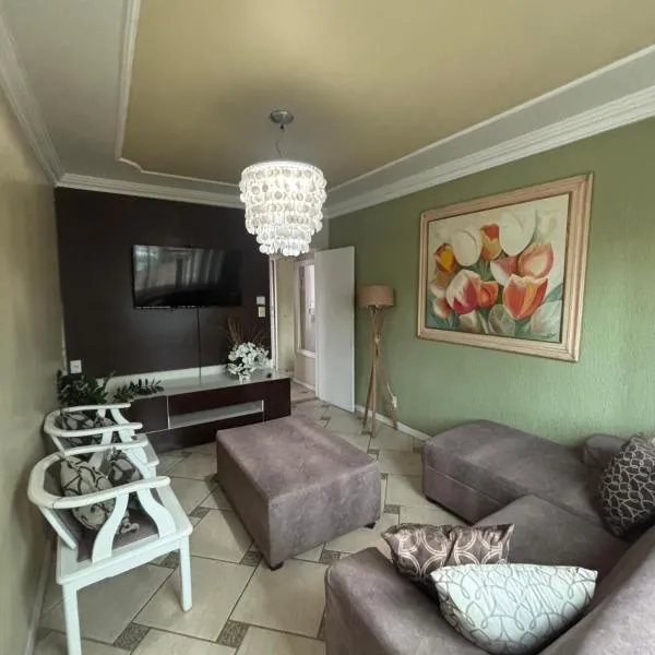 Apartamento completo na Vila Santa Cecília Aconchegante organizado privado bem localizado e com Wi-Fi, hotel en Volta Redonda