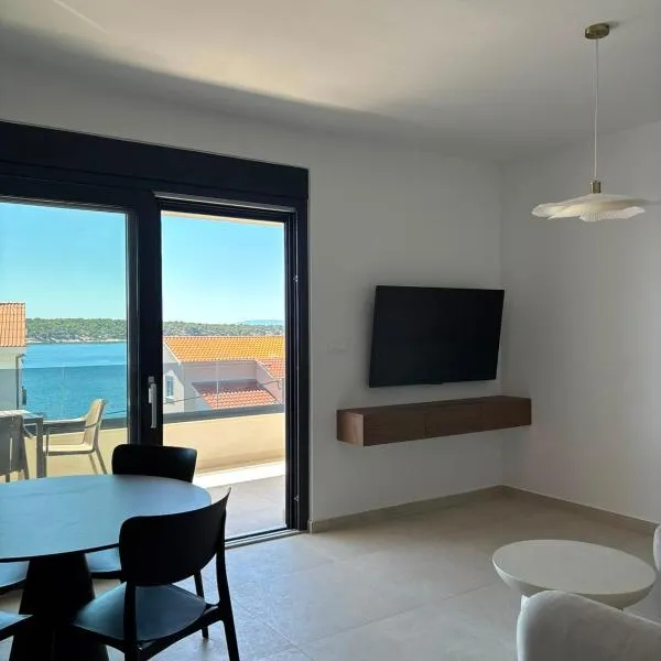 New Apartments Sesar 2026、Barbat na Rabuのホテル