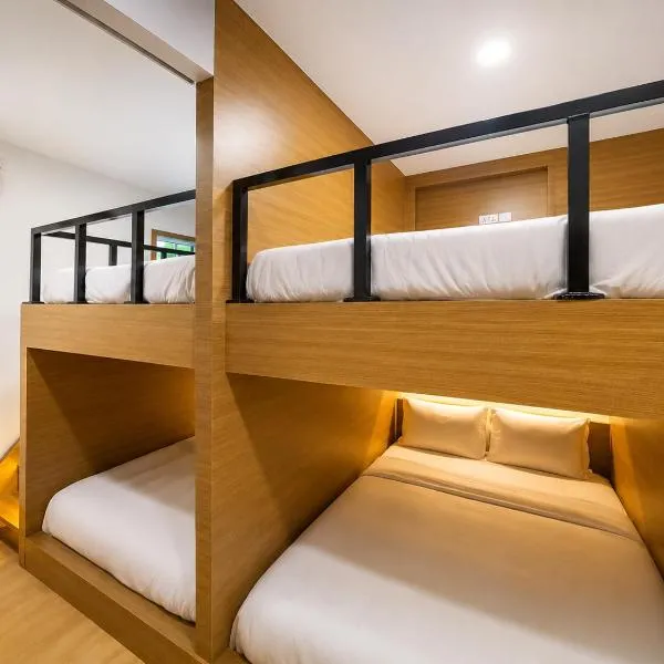Crown Residence Family Room, хотел в Нагоя