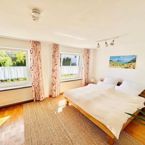 Red Hill Apartment Bayreuth โรงแรมในไบรอยท์