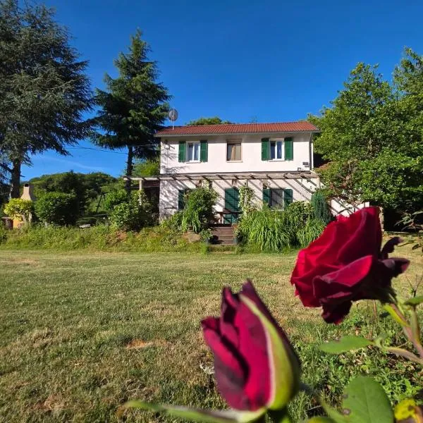 La rosa sul lago, hôtel à Osiglia